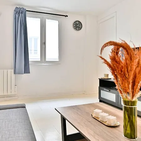 Apartment Proche Canal Saint Martin - Ii